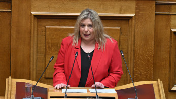 Μαρία Συρεγγέλα: Αντιφατικές οι θέσεις της αντιπολίτευσης για ακρίβεια και «μετακινήσεις» βουλευτών