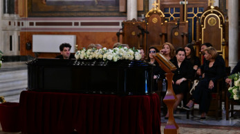 Το τελευταίο αντίο στη Μάρω Κοντού: «Σε αγαπάμε, καλό ταξίδι» (photos)