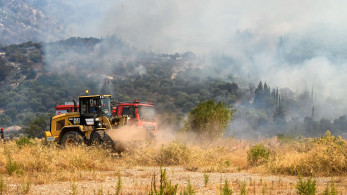 Αιγιάλεια: Πολύ καλύτερη η εικόνα της φωτιάς κατά τη δεύτερη μέρα δοκιμασίας