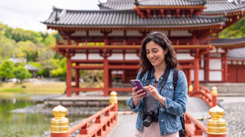 COSMOTE TELEKOM: Roaming με χαμηλότερες χρεώσεις και περισσότερα data