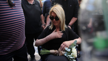 Κοζάνη: Με ασθενοφόρο στην κηδεία της μητέρας της Βάγιας, η Αφροδίτη Νέστορα - Παρών ο Κυριάκος Μητσοτάκης