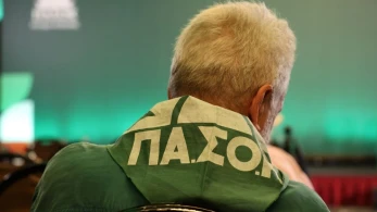 Το αρνητικό κλίμα που λαμβάνει η ηγεσία Ανδρουλάκη στις κομματικές συνάξεις του ΠΑΣΟΚ