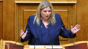 Συρεγγέλα για ΠΑΣΟΚ: Ακούω ότι είναι κόμμα συντεταγμένο. Σε ένσταση αντισυνταγματικότητας ήταν μόνο 7 βουλευτές (video)