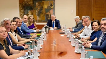 Τάκης Θεοδωρικάκος: Από 31 Αυγούστου μειώνονται οι τιμές σε βασικά προϊόντα - Αναλυτικά οι 12 κατηγορίες