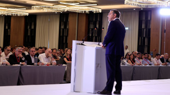 Ο Τσίπρας ξέρει καλά να πουλάει παραμύθια