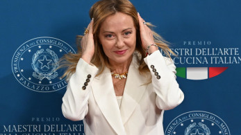 Politico: Γιατί η Μελόνι σκληραίνει τη στάση της στο Μεταναστευτικό και ανοίγει μέτωπο με την Ισπανία