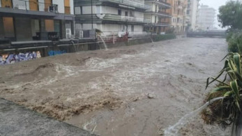 Ιταλία: Σφοδρή κακοκαιρία πλήττει το Μιλάνο - Πλημμύρες, κατολισθήσεις και εκκενώσεις στη Λομβαρδία