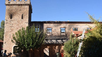 Πάτρα: στάχτη η κάβα «Δανιηλίδος» στην Achaia Clauss - Διασώθηκαν τα ιστορικά κελάρια (video)