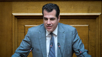Σκληρό μήνυμα Πλεύρη: Καμία εξέταση ασύλου αν επαναληφθεί στα ελληνικά νησιά ό,τι έγινε στη Θέουτα (video)