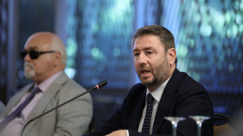 ΠΑΣΟΚ: χτυπάνε τον θυμωμένο Νικόλα στην ταράτσα