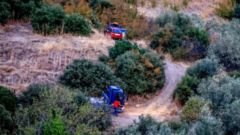 Πυροσβεστική: επιχείρηση απεγκλωβισμού τριών ηλικιωμένων που έπεσαν σε χαράδρα 150 μέτρων