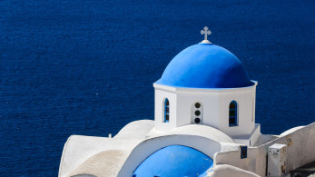 Ειδικό Χωροταξικό για τον Τουρισμό: Τι αλλάζει σε ξενοδοχεία, νησιά και Airbnb - Οι νέοι περιορισμοί