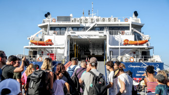 Κορυφώνεται η έξοδος των εκδρομέων – στο 100% η πληρότητα σε πολλά δρομολόγια για Κυκλάδες