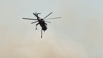 Συγκρούστηκαν δύο ελικόπτερα που επιχειρούσαν στη φωτιά της Ψάθας (video)