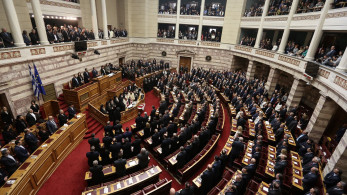 Δεκανίκι η Χρυσή Αυγή στο πρώτο «επαναστατικό» εξάμηνο του ΣΥΡΙΖΑ