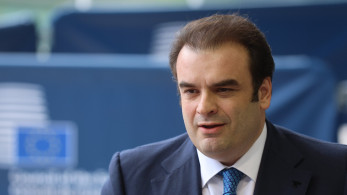 Στη Γερμανία ο Πιερρακάκης - Συναντήσεις με Μερτς και υπουργό Οικονομικών