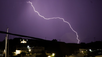 Τραγωδία στη Ρόδο: νεκρή 58χρονη τουρίστρια που χτυπήθηκε από κεραυνό