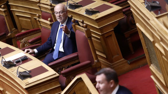 «Δες πώς κατάντησες το κόμμα σου»: η απάντηση Φλωρίδη στον Δουδωνή στη Βουλή