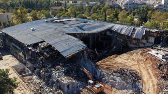 Συναγερμός στο θέατρο Μπάντμιντον: δυο εργάτες αναίσθητοι κατά τις εργασίες κατεδάφισης
