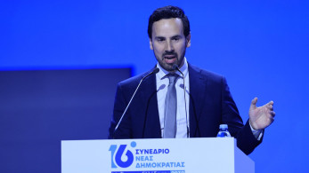 Ο Ρωμανός αποστομώνει την ΕΛΑΣ: Όταν φορολογήσαμε τα υπερκέρδη, ψηφίσατε αρνητικά