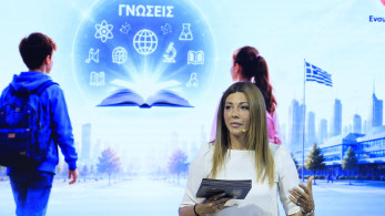Σοφία Ζαχαράκη: Στο επίκεντρο η ελληνική γλώσσα και η νέα γενιά της Ομογένειας στον Καναδά