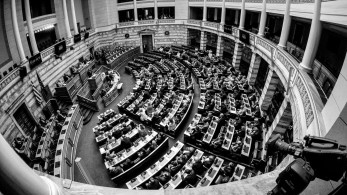 Κυρίαρχη αντιπολιτευτική τάση ο λαϊκισμός και το «όχι σε όλα»