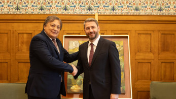 Αναδίπλωση Αυλωνίτη μετά τις δηλώσεις για συνεργασίες