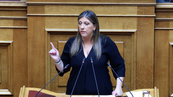 ΠΑΣΟΚ-Κωνσταντοπούλου: πόλεμος στα μικρόφωνα, σύμπλευση εντός Βουλής