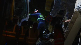 Πλάκα: έξι τελικά οι αγνοούμενοι - Βρέθηκαν διαβατήρια και τσάντα - Στοιχεία για την ταυτότητά τους