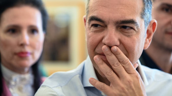 Ο Τσίπρας και το… κεφάλαιο: «Όχι» στον φόρο των εφοπλιστών το 2015, «παρών» το 2022 για τα διυλιστήρια