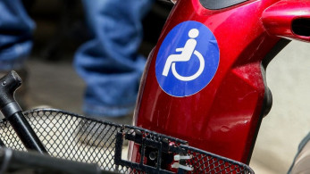 Πόση αναλγησία χωράει σε μία θέση αναπηρικού πάρκινγκ;