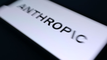 «Καμπανάκι» Anthropic: «σμήνος» botnet θα μπορούσε να καταλάβει ολόκληρο το διαδίκτυο