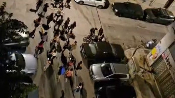 Πορεία αλληλεγγύης για τη γυναίκα που κατήγγειλε άγριο βιασμό από «αντισεξιστή» (video)