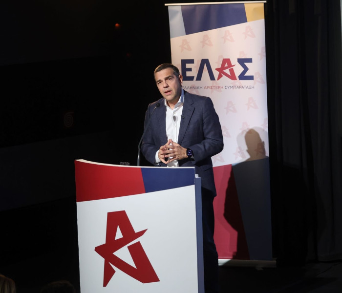 Σήμερα οι δημοσκοπήσεις είναι ένα «μικρό θαύμα» για τον Τσίπρα, χτες παρακολουθούσε το Predator!