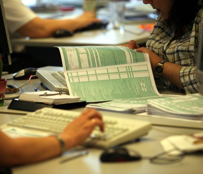 Φορολογικές δηλώσεις: ανοίγει η πλατφόρμα τη Δευτέρα (16/3) - Όλες οι αλλαγές, οι προθεσμίες και τα σημεία που χρειάζονται προσοχή