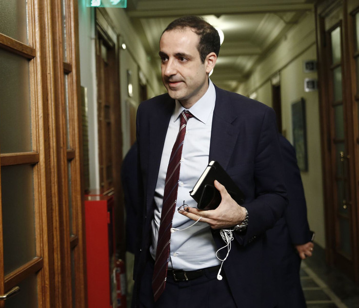 Μάνος Βουλαρίνος: Λείπει ο Δημητριάδης να πάρει το καμτσίκι (video)