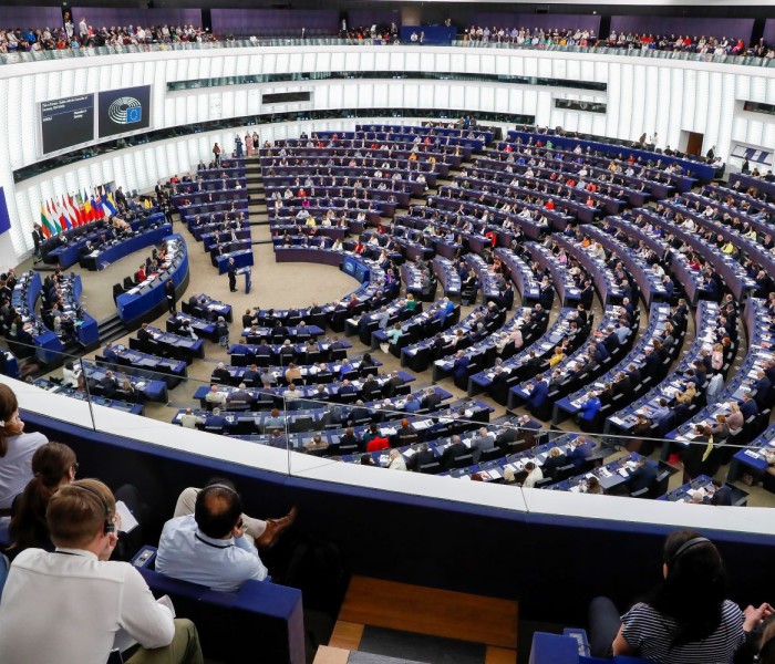 Η ευρωομάδα της ΝΔ απαντά στον λαϊκισμό του ΠΑΣΟΚ: Αντί να απολογούνται ζητούν και τα ρέστα