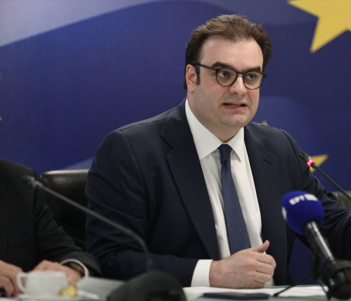 Κυριάκος Πιερρακάκης προς εμπόρους: Η δουλειά της πολιτείας είναι να αφαιρεί εμπόδια