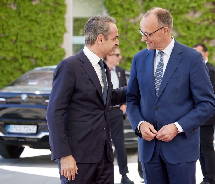 Μητσοτάκης από Βερολίνο: Η Ελλάδα δεν θα περάσει ξανά κρίση σαν αυτή που τη γονάτισε το 2015