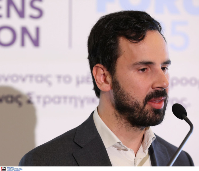 Νίκος Ρωμανός σε Γιώργο Γαβρήλο: Ανακαλύπτετε ανύπαρκτα ζητήματα - Mηδενικό το αποτύπωμά σας (video)