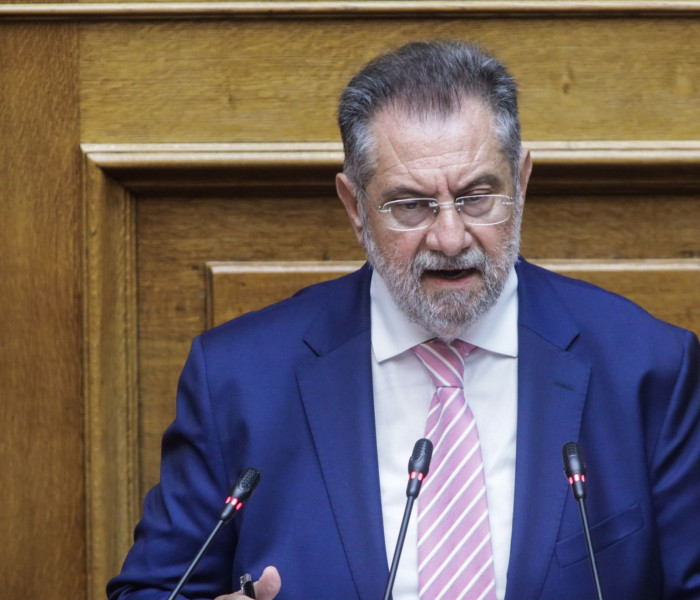 Σάλος με ρατσιστική δήλωση του βουλευτή Παναγιωτόπουλου (ΣΥΡΙΖΑ) για «ψημένους τριτοκοσμικούς»