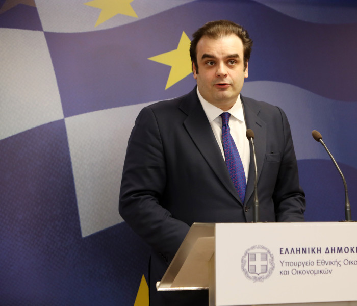 Bloomberg: ο Κυριάκος Πιερρακάκης υποψήφιος για την προεδρία του Eurogroup