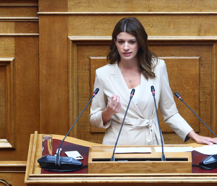 Η Νοτοπούλου καταγγέλλει σεξισμό: Με πείραξε που έλεγαν ότι έχω σχέση με τον Τσίπρα