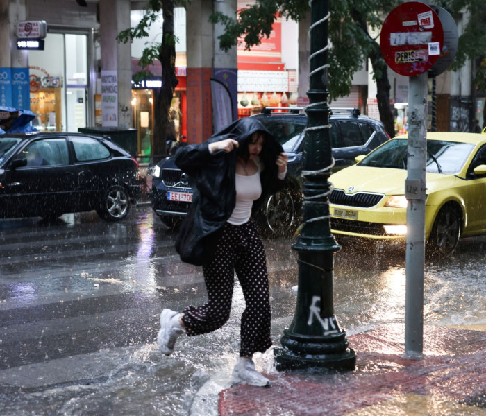 Κακοκαιρία: πώς θα κινηθεί τις επόμενες ώρες - Πού έπεσε το περισσότερο νερό