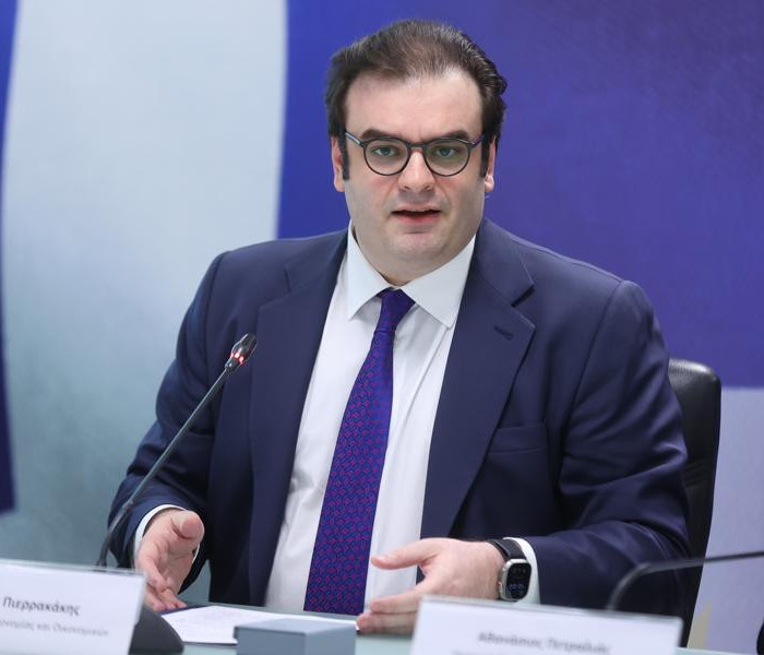 Κυριάκος Πιερρακάκης: η κρίσιμη εβδομάδα για την υποψηφιότητα στο Eurogroup