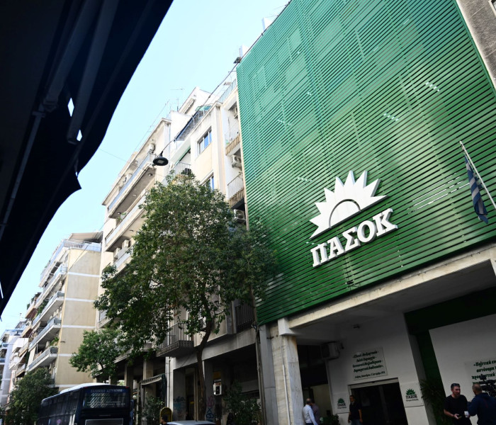 Από διεγραμμένος… βουλευτής: το πολιτικό παράδοξο του ΠΑΣΟΚ στην Αρκαδία