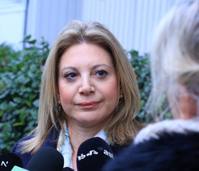 Μαρία Καρυστιανού: «Προσπαθούμε να γυρίσουμε ξανά τον ήλιο για να φωτίσει ξανά τη χώρα»