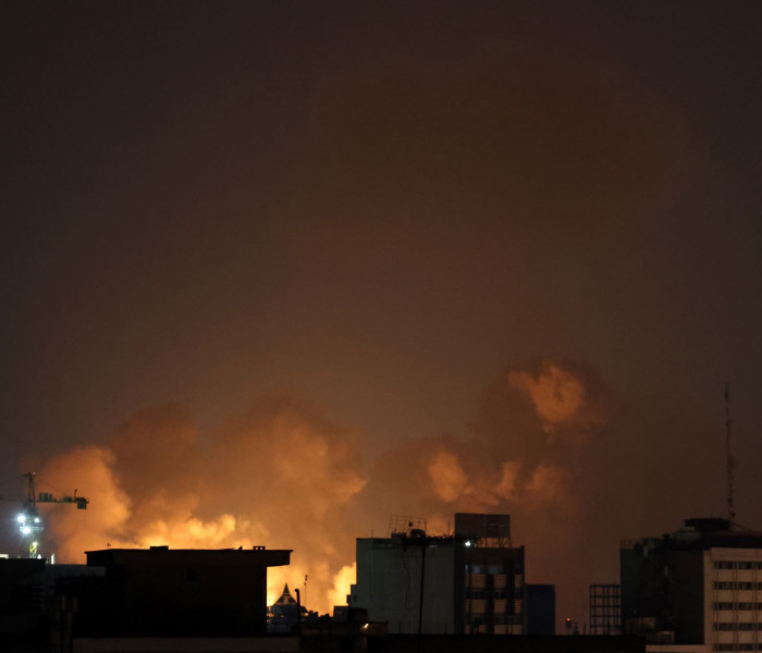 Σφοδροί βομβαρδισμοί Ισραήλ σε Τεχεράνη και Βυρητό - Ιρανικά χτυπήματα σε Τελ Αβίβ και χώρες του Κόλπου