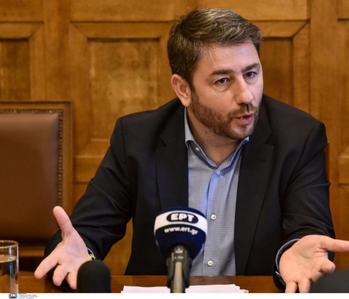 Όταν ο Ανδρουλάκης καλούσε τους «Νέστορες»… να σώσουν το ΠΑΣΟΚ από τη Φώφη Γεννηματά (video)