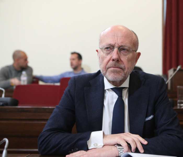 Δημήτρης Βαρτζόπουλος στο «Μανιφέστο»: Η προστασία της υγείας των νέων στόχος της απαγόρευσης